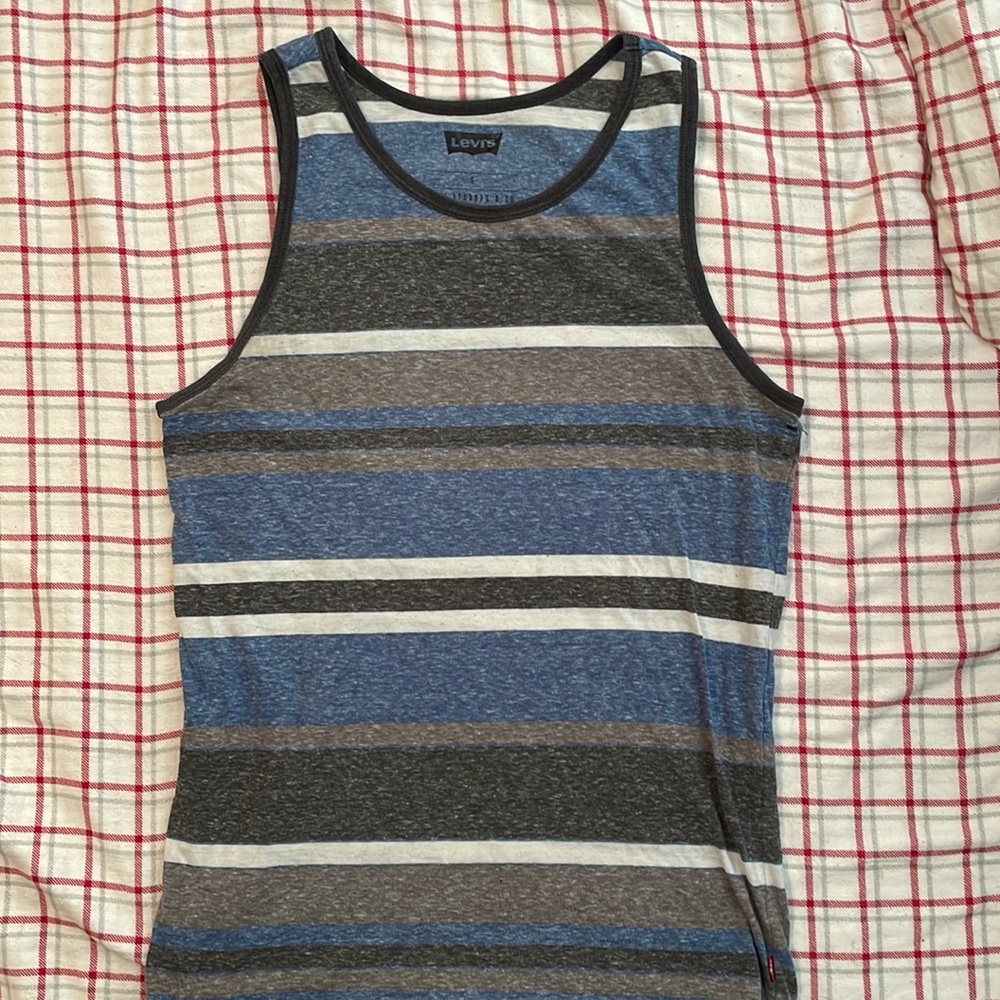 Levi’s men’s tank top. Size small